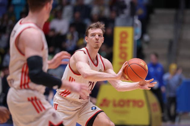 Frankfurt Skyliners FC Bayern Munich Basketball, easyCredit BBL Justus Hollatz FC Bayern, 21 Game of the easyCredit BBL between Frankfurt Skyliners and FC Bayern Basketball on December 26, 2025 at the Süwag Energie ARENA in Frankfurt am Main , Frankfurt am Main Hessen Germany Süwag Energie ARENA