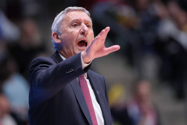 Frankfurt Skyliners FC Bayern Munich Basketball, easyCredit BBL Coach Svetislav Pesic FC Bayern Game of the easyCredit BBL between Frankfurt Skyliners and FC Bayern Basketball on December 26, 2025 at the Süwag Energie ARENA in Frankfurt am Main , Frankfurt am Main Hessen Germany Süwag Energie ARENA