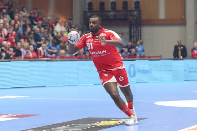 26 12 2025, xtgx, MT Melsungen TVB Stuttgart v l Sadou Ntanzi Melsungen, 91 Kassel