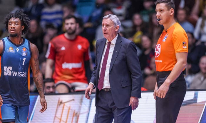GER, Frankfurt, Frankfurt Skyliners vs FC Bayern Munich, easyCredit Basketball Bundesliga, Basketball, DBB, Season 2025 2026, Fraport Arena, 12 Matchday in picture Svetislav PeÅ¡iÄ‡ Coach FC Bayern Munich Basketball DFB DFL REGULATIONS PROHIBIT ANY USE OF PHOTOGRAPHS AS IMAGE SEQUENCES AND OR QUASI VIDEO, 26 12 2025 Copyright: HMBxMedia HendrikxHamelau