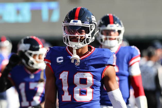 EAST RUTHERFORD, NJ - NOVEMBER 02: Darius Slayton 18 of the New York Giants during the game against the San Francisco 49ers on November 2, 2025 at MetLife Stadium in East Rutherford, New Jersey. (Photo by Rich Graessle Icon Sportswire) NFL, American Football Herren, USA NOV 02 49ers at Giants EDITORIAL USE ONLY Icon25110219796