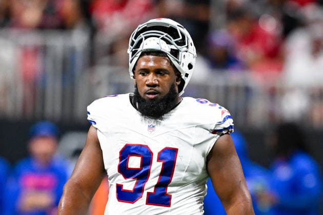 ATLANTA, GA - OCTOBER 13: Buffalo defensive tackle Ed Oliver (91) reacts during the NFL, American Football Herren, USA game between the Buffalo Bills and the Atlanta Falcons on October 13th, 2025 at Mercedes-Benz Stadium in Atlanta, GA. (Photo by Rich von Biberstein Icon Sportswire) NFL: OCT 13 Bills at Falcons EDITORIAL USE ONLY Icon251013127