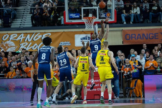 DeAndre Lansdowne ROSTOCK SEAWOLVES, 09 GER, Rostock Seawolves vs ALBA Berlin, easycredit BBL, Basketball, Bundesliga, Matchday 12, Season 2025 2026, 26 12 2025 GER, Rostock Seawolves vs ALBA Berlin, easycredit BBL, Basketball, Bundesliga, Matchday 12, Season 2025 2026, 26 12 2025 Rostock Copyright: xEibner-Pressefoto DenverxEhrlichx EP_DEH