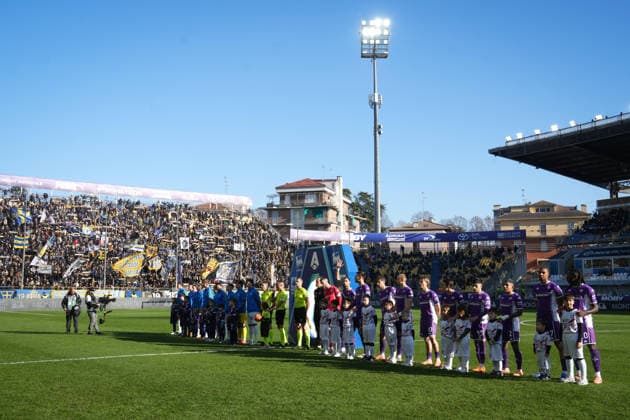 Fußball, Italien, Parma Calcio - AC Florenz Line up during the Serie A soccer match between Parma and Fiorentina at Ennio Tardini Stadium in Parma, North Italy, Saturday, December 27, 2025. Soccer  Copyright: xMassimoxPaolone LaPressex