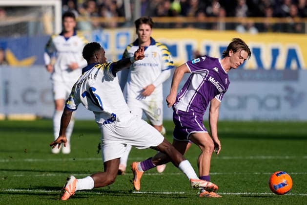 Albert Gudmundsson (ACF Fiorentina) in action, Serie A, Parma Calcio 1913 v ACF Fiorentina, Ennio Tardini Stadium, December 27, 2025, Parma, Italy.