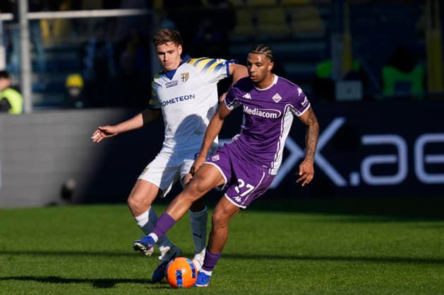 Mateo Pellegrino (Parma Calcio) and Cher Ndour (ACF Fiorentina) battle for the ball, Serie A, Parma Calcio 1913 v ACF Fiorentina, Ennio Tardini Stadium, December 27, 2025, Parma, Italy.