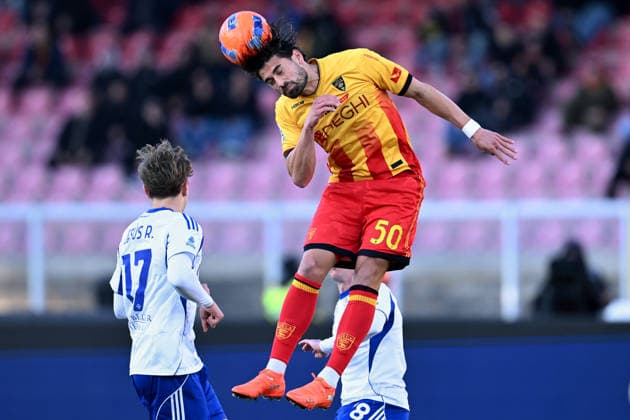 Ci Lecce 27 12 2025 - campionato di calcio serie A Lecce-Como foto Carmelo Imbesi Image nella foto: Santiago Pierotti 