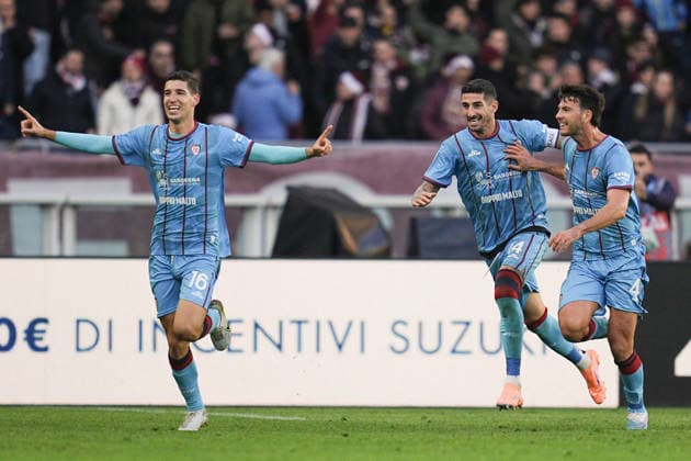 Cagliari s Matteo Prati celebrates after scoring the 1-1 goal for his team cduring the Serie A soccer match between Torino and Cagliari at the Stadio Olimpico Grande Torino in Turin, north west Italy - Saturday, December 27, 2025. - Soccer .  Copyright: xMarcoxAlpozzi LaPressex