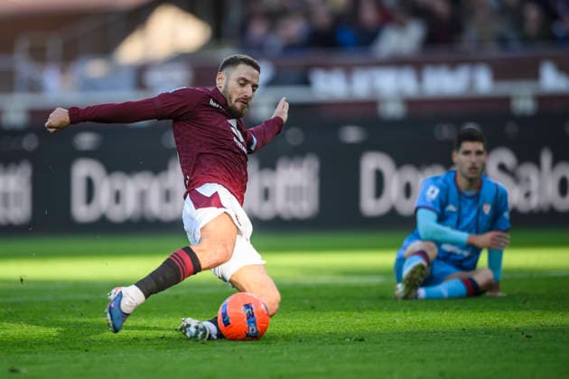 Cagliari Calcio v Torino FC - Serie A Nikola Vlasic of Torino FC scores the opening goal during the Serie A football match between Cagliari Calcio and Torino FC. Turin Italy Copyright: xNicolòxCampox