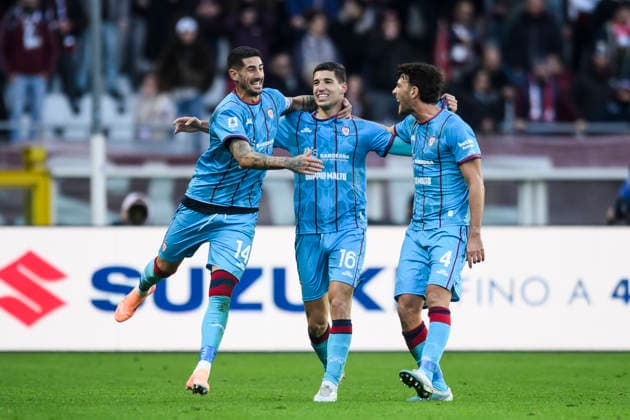 Cagliari Calcio v Torino FC - Serie A Matteo Prati of Cagliari Calcio cleebrates with Alessandro Deiola and Luca Mazzitelli of Cagliari Calcio after scoring a goal during the Serie A football match between Cagliari Calcio and Torino FC. Turin Italy Copyright: xNicolòxCampox
