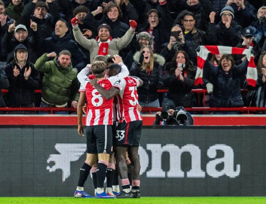 Brentford v Bournemouth Premier League Kevin Schade of Brentford celebrates scoring his second goal against Bournemouth during the Premier League match at the Gtech Community Stadium, Brentford 27 12 2025 UK Newspapers OUT Copyright: xGraemexWilcocksonx FIL-22701-0071