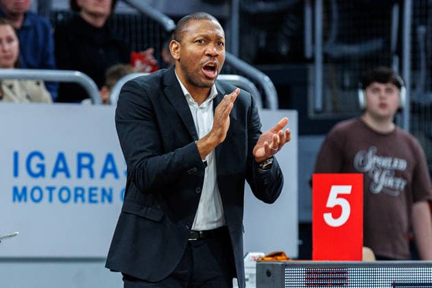 Tyron McCoy ratiopharm Ulm, Co Trainer , single picture, single photo, portrait, portraet, BMA365 Bamberg Baskets vs ratiopharm Ulm, Basketball, easyCredit BBL, Matchday 12, 27 12 2025 BMA365 Bamberg Baskets vs ratiopharm Ulm, Basketball, easyCredit BBL, Matchday 12, 27 12 2025 Bamberg Copyright: xEibner-Pressefoto G.xSantemizx EP_EER
