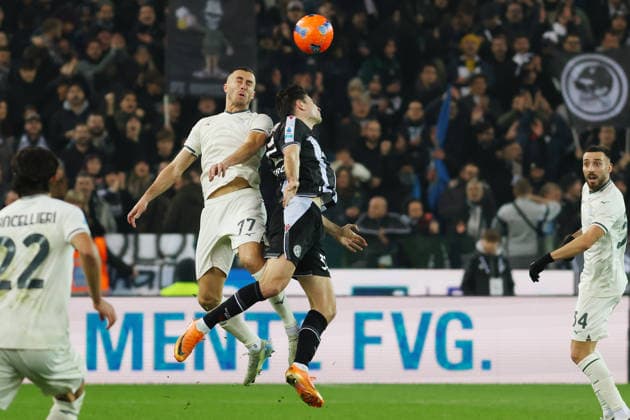 Lazio™s Adam Marusic Udinese s Jurgen Ekkelenkamp during the Serie A soccer match between Udinese and Lazio at the Bluenergy Stadium in Udine, north east Italy - Saturday, December 27,2025 - soccer  Copyright: xAndreaxBressanutti LaPressex