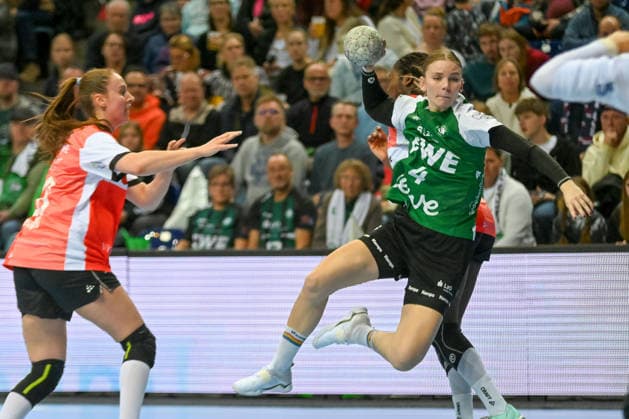 Toni Reinemann VfL Oldenburg, 04 prevails VfL Oldenburg vs HSG Blomberg Lippe, ALSCO Handball Bundesliga Women, Matchday 9, Season 2025 2026, 27 12 2025, VfL Oldenburg vs HSG Blomberg Lippe, ALSCO Handball Bundesliga Women, Matchday 9, Season 2025 2026, 27 12 2025 Oldenburg Copyright: xEibner-Pressefoto RobertxGertzenx EP_RGN