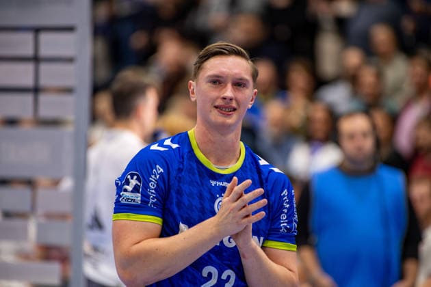 Daikin Handball Bundesliga, VfL Gummersbach Handball Sport Verein Hamburg, 27 12 2025 Tears at Ole Pregler VfL Gummersbach, 23 , he leaves VfL Gummersbach Daikin Handball Bundesliga, VfL Gummersbach Handball Sport Verein Hamburg, 27 12 2025 Copyright: xBEAUTIFULxSPORTS Erlhofx