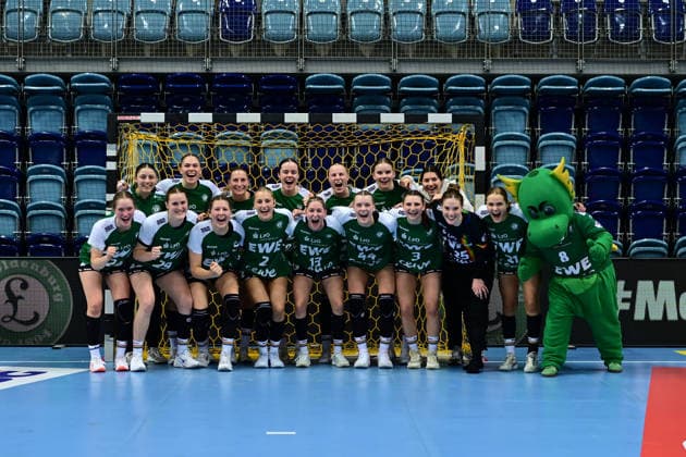 Handball I Women I Season 2025 2026 I 1 HBF I 9 Matchday I VfL Oldenburg HSG Blomberg Lippe I 27 12 2025 Cheers, excitement, enthusiasm, euphoria, joy, happiness, cheerfulness at VfL Oldenburg Women Oldenburg EWE Arena Lower Saxony Germany Copyright: xLobeca FelixxSchlikisx