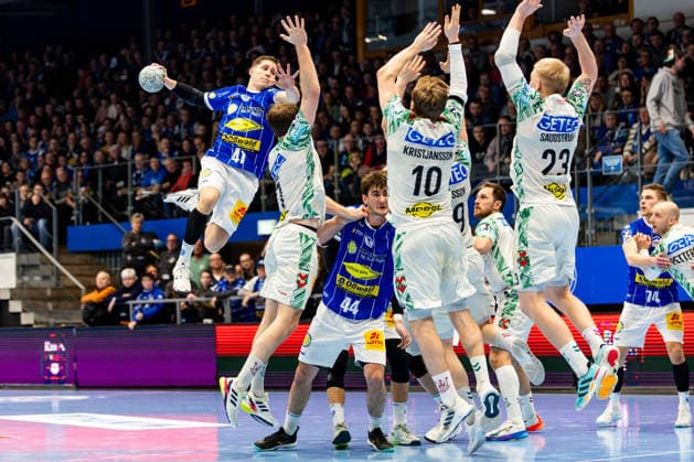 27 12 2025, GER, Handball, Men, Season 25 26, Daikin 1 Bl, 19 Matchday, ThSV Eisenach SC Magdeburg Vukasin Antonijevic ThSV Eisenach,41 99817 Eisenach Werner Assmann Halle Am Sportp Thueringen Germany