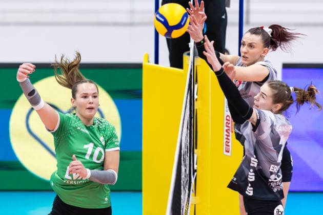 1 Volleyball Bundesliga Women Schwarz Weiss Erfurt vs USC Münster Erfurt 27 12 2025 Amelie Strothoff 10 USC Münster vs Isabel Kova i 11 Schwarz Weiss Erfurt top and Elizabeth Sandbothe 2 Schwarz Weiss Erfurt bottom 1 Volleyball Bundesliga Women Schwarz Weiss Erfurt vs USC Münster Riethsporthalle Erfurt 27 12 2025 Copyright: xBEAUTIFULxSPORTS Duehringx
