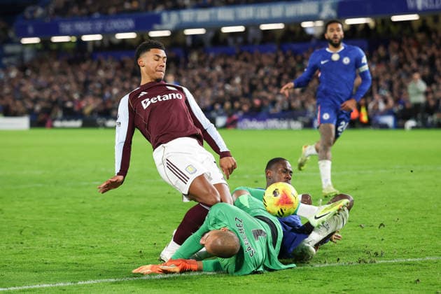27th December 2025; Stamford Bridge, Chelsea, London, England: Premier League Football, Chelsea versus Aston Villa; Ollie Watkins of Aston Villa scores in the 63rd minute, 1-1  IanxStephen