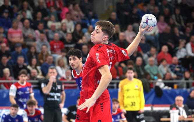 27 12 2025, Germany, Bietigheim, Handball 2 Bundesliga, SG BBM Bietigheim vs HBW Balingen Weilstetten, Alen Hadzimuhamedovic BBM