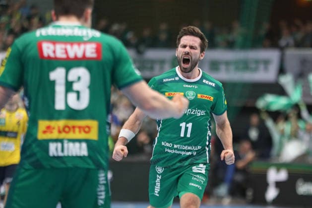 Handball DAIKIN HBL, SC DHfK Leipzig Rhein Neckar Löwen 27 12 2025 Lukas Binder 11, SC DHfK Leipzig cheers Handball, DAIKIN HBL, 1 Bundesliga, Season 2025 2026, 19 Matchday SC DHfK Leipzig vs Rhein Neckar Löwen on 27 12 2025 at Quarterback Immobilien Arena Leipzig Copyright: xBEAUTIFULxSPORTS JanxKaeferx