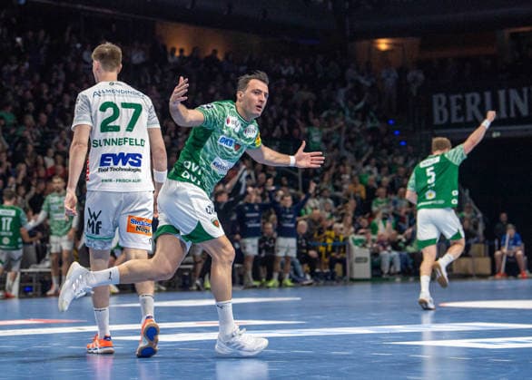 Handball, Men, Season 2025 2026, DAIKIN Handball Bundesliga 19 Matchday , Füchse Berlin FRISCH AUF Göppingen, Aitor Arino Füchse Berlin , 27 12 2025, Copyright: xSebastianxRäppold MatthiasxKochx