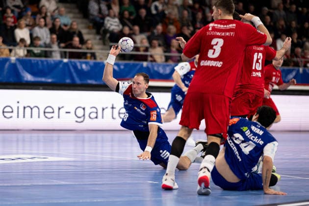 Tobias Heinzelmann HBW Balingen Weilstetten, 28 , SG BBM Bietigheim vs HBW Balingen Weilstetten, Handball, 2 Bundesliga, Matchday 17, Season 2025 2026, 27 12 2025 Eibner Pressefoto Andreas Ulmer SG BBM Bietigheim vs HBW Balingen Weilstetten, Handball, 2 Bundesliga, Matchday 17, Season 2025 2026, 27 12 2025 Bietigheim Copyright: xEibner-Pressefoto AndreasxUlmerx EP_AUR