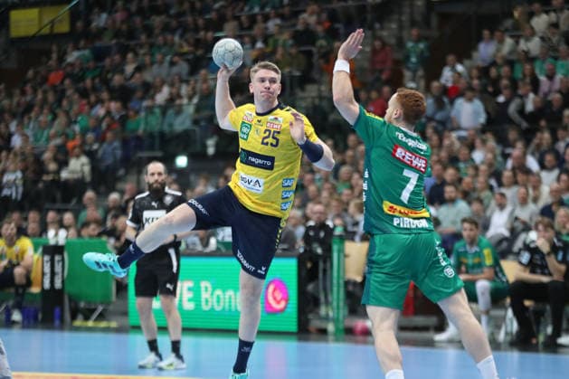 Handball DAIKIN HBL, SC DHfK Leipzig Rhein Neckar Löwen 27 12 2025 Haukur Prastarson 25, Rhein Neckar Löwen Handball, DAIKIN HBL, 1 Bundesliga, Season 2025 2026, 19 Matchday SC DHfK Leipzig vs Rhein Neckar Löwen on 27 12 2025 at the Quarterback Immobilien Arena Leipzig Copyright: xBEAUTIFULxSPORTS JanxKaeferx