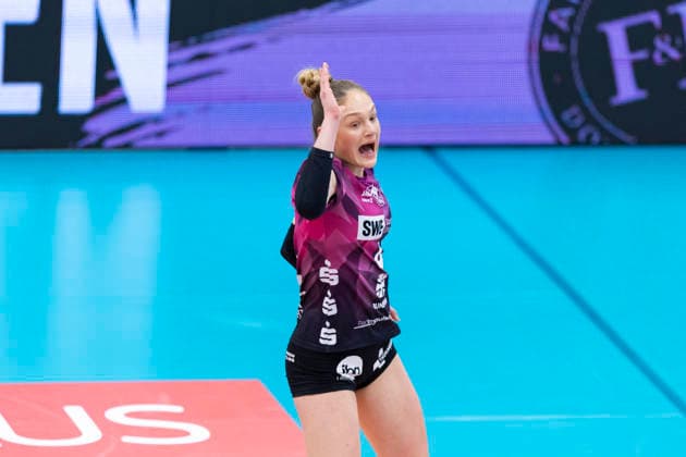 1 Volleyball Bundesliga Women Schwarz Weiss Erfurt vs USC Münster Erfurt 27 12 2025 Lotte Goertz 4 Schwarz Weiss Erfurt 1 Volleyball Bundesliga Women Schwarz Weiss Erfurt vs USC Münster Riethsporthalle Erfurt 27 12 2025 Copyright: xBEAUTIFULxSPORTS Duehringx