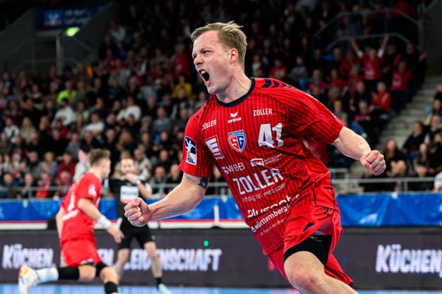 Bietigheim HBL 25 26 SG BBM Bietigheim HBW Balingen Till Hermann Bietighiem Jubel Freude Emotion Torjubel Torschuetze Torschütze Bietigheim Bissingen Egetrans Arena Baden Württemberg Germany