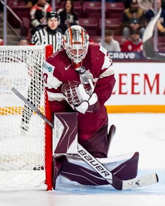 December 27, 2025, Minneapolis, Mn, Canada: Latvia s goaltender Nils Maurins (30) makes s save during third period IIHF World Junior Championship hockey action against Canada, in Minneapolis, Saturday, Dec. 27, 2025. Canada News - December 27, 2025  - ZUMAc35_ 20251227_zaf_c35_102 Copyright: xChristopherxKatsarovx