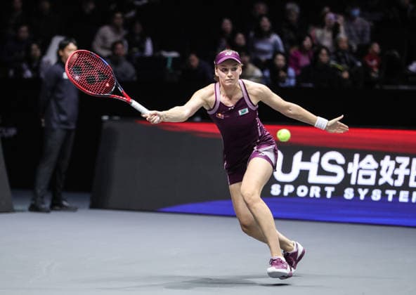 SHENZHEN, CHINA - DECEMBER 28: Elena Rybakina of Kazakhstan returns a shot in the Women s Singles match against Belinda Bencic of Switzerland on day 3 of the 2025 World Tennis Continental Cup at Shenzhen Universiade Center on December 28, 2025 in Shenzhen, Guangdong Province of China.  Copyright: xVCGx 111612321837