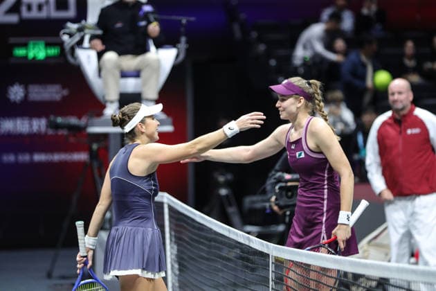 SHENZHEN, CHINA - DECEMBER 28: Belinda Bencic (L) of Switzerland hugs Belinda Bencic of Switzerland in the Women s Singles match on day 3 of the 2025 World Tennis Continental Cup at Shenzhen Universiade Center on December 28, 2025 in Shenzhen, Guangdong Province of China.  Copyright: xVCGx 111612321841