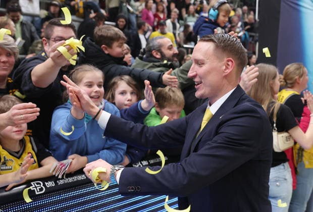 Ludwigsburg , easyCredit Basketball Bundesliga MHP Riesen Ludwigsburg vs Science City Jena , Coach Mikko Riipinen Riesen with the fans