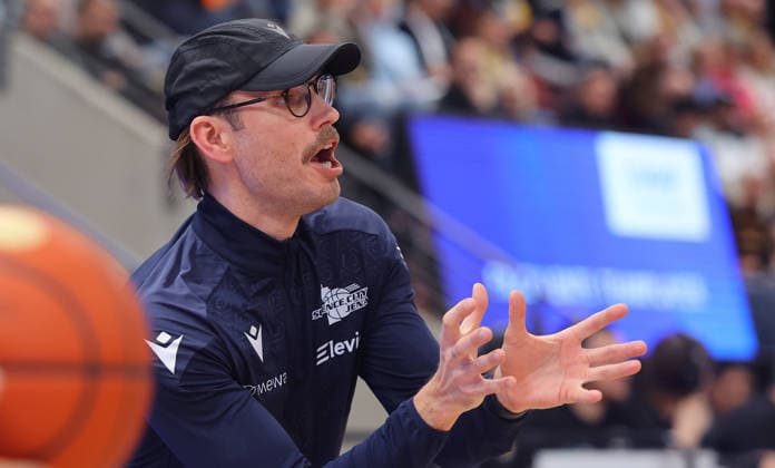 Ludwigsburg , easyCredit Basketball Bundesliga MHP Riesen Ludwigsburg vs Science City Jena , Coach Björn Harmsen Jena