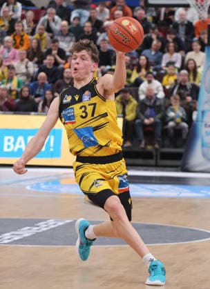 Ludwigsburg , easyCredit Basketball Bundesliga MHP Riesen Ludwigsburg vs Science City Jena , Julias Baumer Riesen