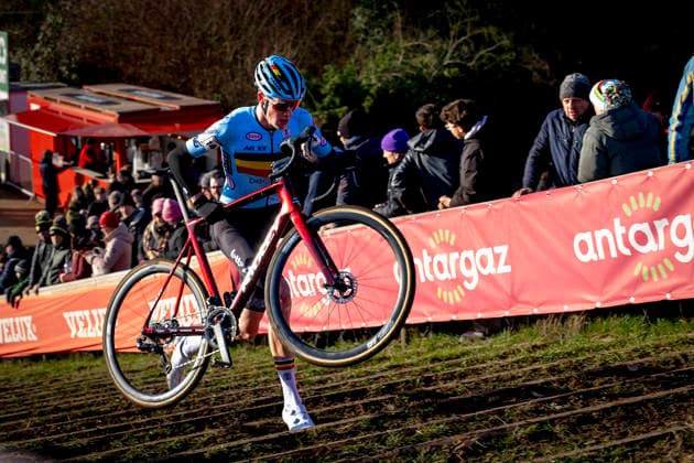 Sil de Brauwere during the UCI Cyclo cross World Cup 2025 men u23 in DENDERMONDE, Belgium on 28 december 2025, photo by Marcel van Dorst EYE4images DeFodi Images