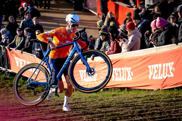Sil de Brauwere during the UCI Cyclo cross World Cup 2025 men u23 in DENDERMONDE, Belgium on 28 december 2025, photo by Marcel van Dorst EYE4images DeFodi Images