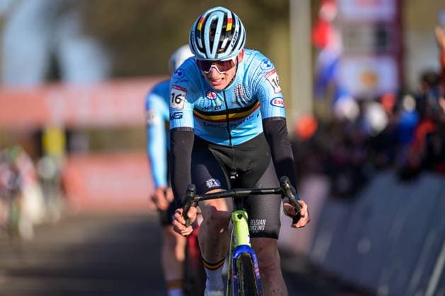 Belgian Arthur van den Boer crosses the finish line at the men s U23 race at the World Cup cyclocross cycling event in Dendermonde, Belgium, stage 8 (out of 12) of the UCI World Cup cyclocross competition, Sunday 28 December 2025. DAVIDxPINTENS  x151918028x
