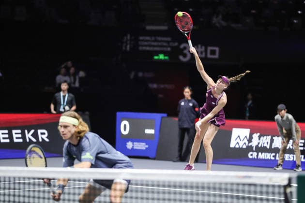 SHENZHEN, CHINA - DECEMBER 28: Elena Rybakina of Kazakhstan and Andrey Rublev return a shot in the Mixed Doubles match against Iga Swiatek of Poland and Valentin Vacherot of Monaco on day 3 of the 2025 World Tennis Continental Cup at Shenzhen Universiade Center on December 28, 2025 in Shenzhen, Guangdong Province of China.  Copyright: xVCGx 111612349539
