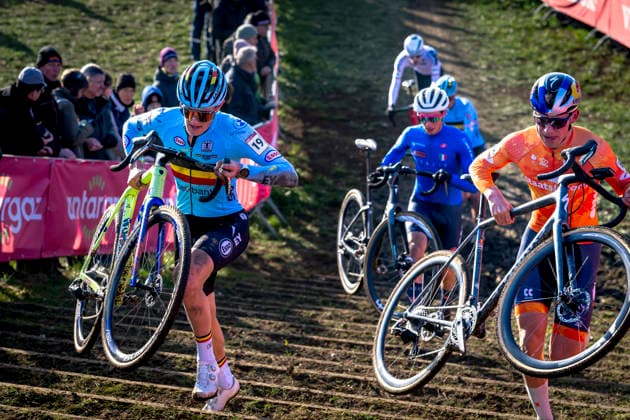 Mats vanden Eynde during the UCI Cyclo cross World Cup 2025 men u23 in DENDERMONDE, Belgium on 28 december 2025, photo by Marcel van Dorst EYE4images DeFodi Images
