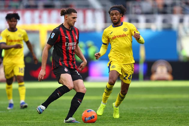 Adrien Rabiot (Ac Milan) controls the ball, Serie A, AC Milan v Hellas Verona FC, Giuseppe Meazza, December 28, 2025, Milan, Italy.