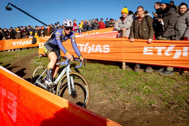 Lyllie Sonnemann CXD TREK BIKES during the UCI Cyclo cross World Cup 2025 Woman in DENDERMONDE, Belgium on 28 december 2025, photo by Marcel van Dorst EYE4images DeFodi Images