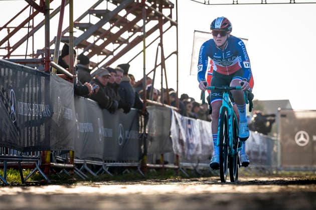 Amandine Fouquenet ARKEA B B HOTELS WOMAN during the UCI Cyclo cross World Cup 2025 Woman in DENDERMONDE, Belgium on 28 december 2025, photo by Marcel van Dorst EYE4images DeFodi Images