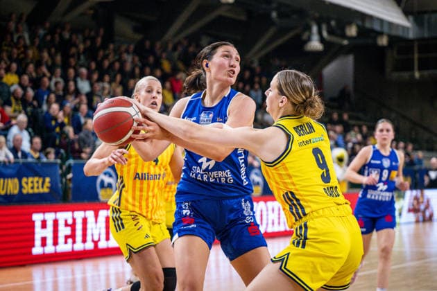 Basketball Berlin 28 12 2025 Season 2025 2026 DBBL 1 Bundesliga Alba Berlin BC Pharmaserv Marburg Mia Heide Marburg, No 42