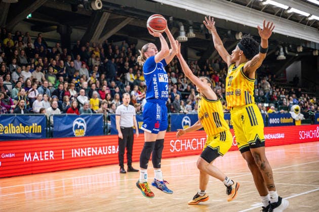 Basketball Berlin 28 12 2025 Season 2025 2026 DBBL 1 Bundesliga Alba Berlin BC Pharmaserv Marburg Caitlyn Jones Marburg, No 25