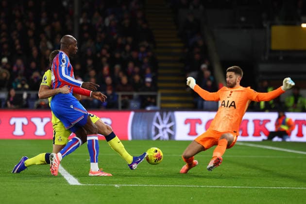 London, England, 28th December 2025. Jean-Philippe Mateta of Crystal Palace has his shot saved by Guglielmo Vicario of Tottenham Hotspur during the Crystal Palace vs Tottenham Hotspur Premier League match at Selhurst Park, London. Picture credit should read: Paul Terry Sportimage EDITORIAL USE ONLY. No use with unauthorised audio, video, data, fixture lists, club league logos or live services. Online in-match use limited to 120 images, no video emulation. No use in betting, games or single club league player publications. SPI_017_PT_Crystal_Palace_Tottenham SPI-4399-0017