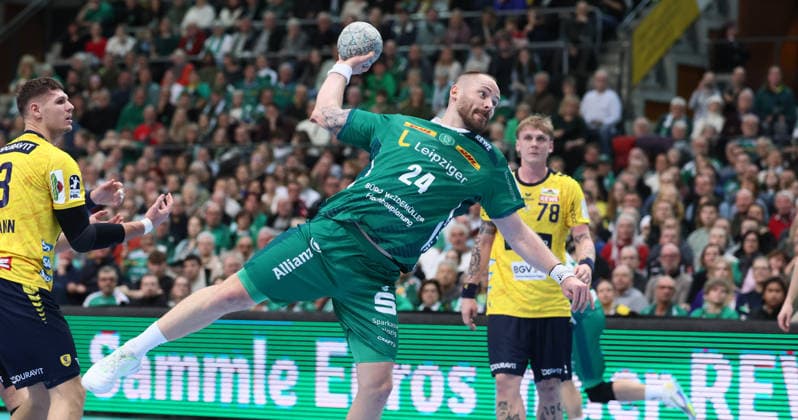 Leipzig, 27 12 2025, Arena Leipzig, Handball, Bundesliga, 19 Spieltag , SC DHfK Leipzig vs Rhein Neckar Löwen Mannheim 26 30 16 15 , Im Bild Moritz Preuss 24, Leipzig , Nur zur redaktionellen Nutzung Only editorial use , DHB HBL regulations prohibit any use of photographs as image sequences and or quasi video ,