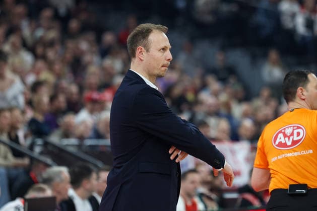 Jacques Schneider Vet Concept Gladiators Trier, Head Coach , GER, FC Bayern Basketball vs Vet Concept Gladiators Trier, Basketball, easycredit Basketball Bundesliga, Matchday 11, Season 2025 2026, 28 12 2025, GER, FC Bayern Basketball vs Vet Concept Gladiators Trier, Basketball, easycredit Basketball Bundesliga, Matchday 11, Season 2025 2026, 28 12 2025 Munich Copyright: xEibner-Pressefoto JennixMaulx EP_JML