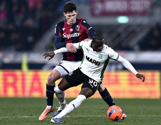 Mp Bologna 28 12 2025 - campionato di calcio serie A Bologna-Sassuolo foto Matteo Papini Image nella foto: Martin Vitik-Ismael Kone 